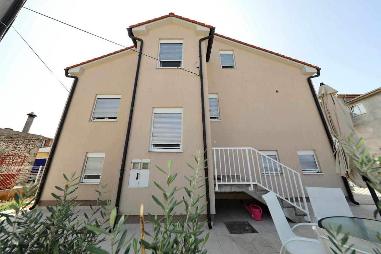 Anastazia Apartment *